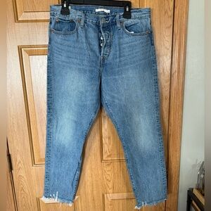 Levi’s wedgie denim jean size 32